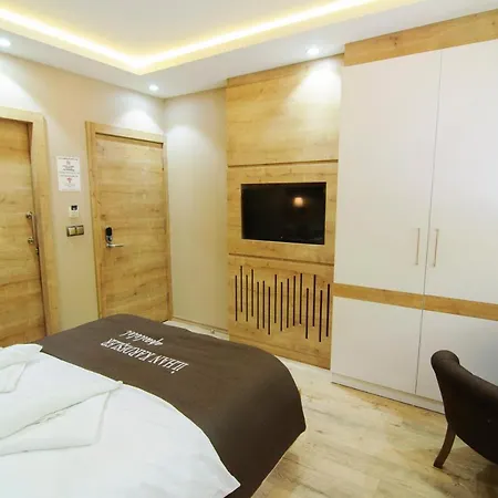 Ilhan Kardesler Hotel *